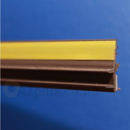 Профиль оконного примыкания коричневый 6 мм 2,5 м 6 мм ◼ фото